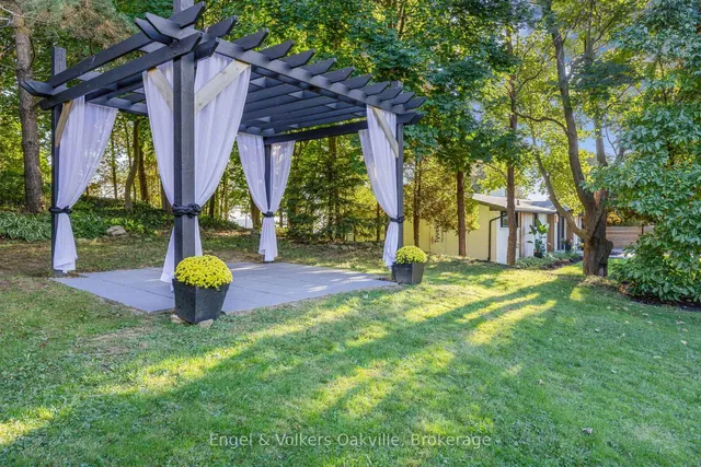 Additional image 42 of 50 Oak Ave