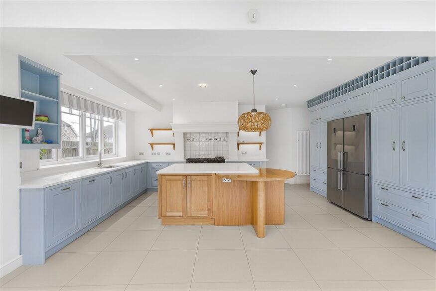 Additional image 3 of Roundwood Park, Harpenden, AL5