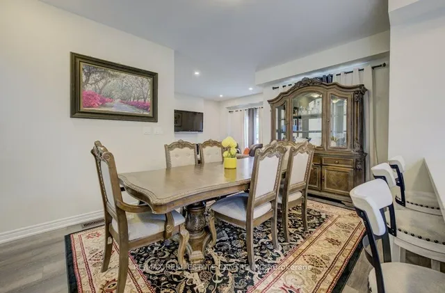 Additional image 11 of 43 Genoa Dr