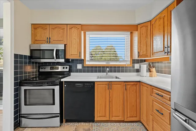 Additional image 16 of 107 Billington Cres