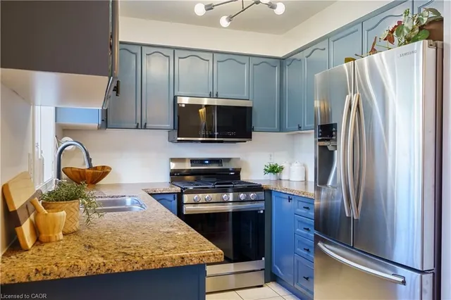 Additional image 20 of 14 Fox Run