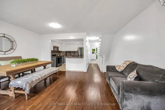 Additional image 12 of 26 Moss Blvd Unit 19