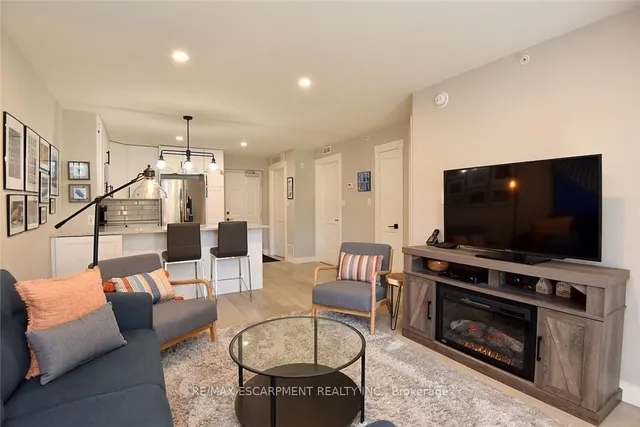 Additional image 10 of 2035 Appleby Line Unit 103