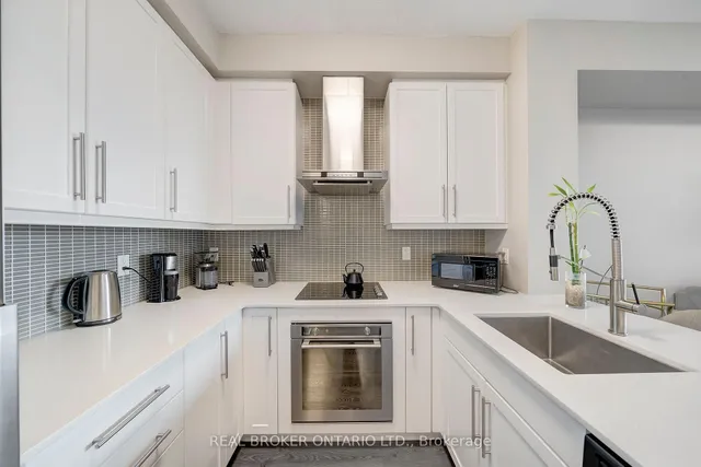 Additional image 4 of 2087 FAIRVIEW St Unit 606