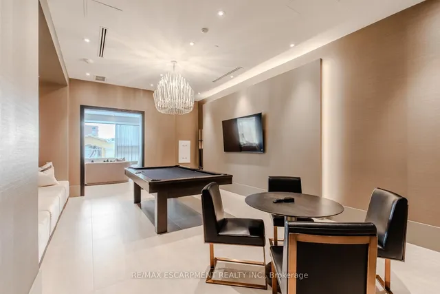 Additional image 40 of 2007 James St Unit 2102