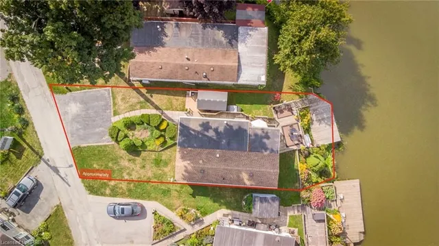 Additional image 4 of 2490 Governor's Rd Unit 17