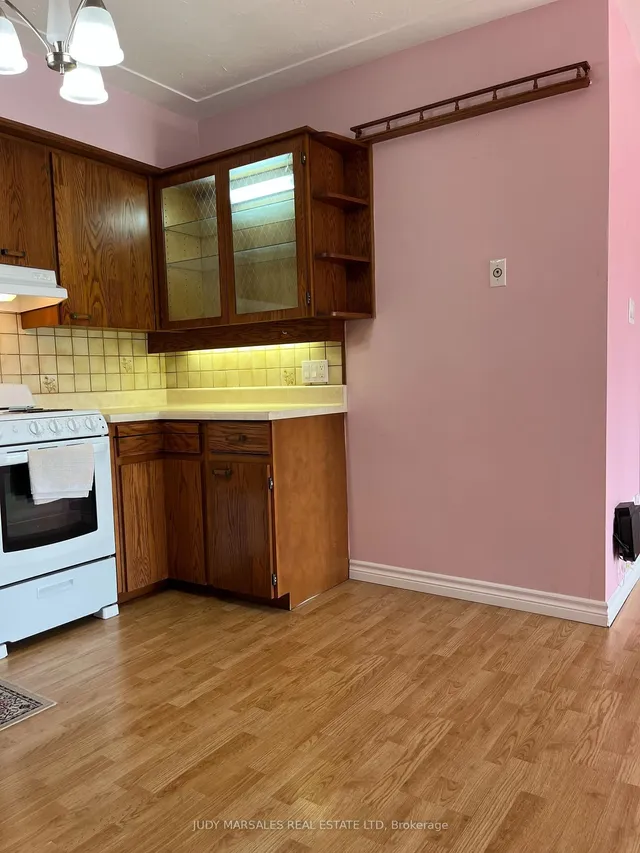 Additional image 7 of 10 Woodman Dr Unit 308