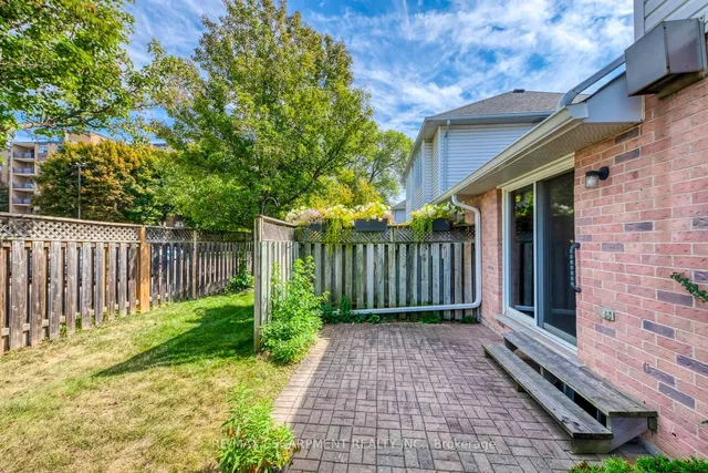 Additional image 31 of 2435 Woodward Ave Unit 15