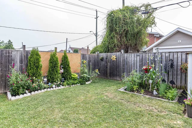 Additional image 40 of 118 Julian Ave