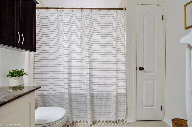 Additional image 32 of 14 Fox Run