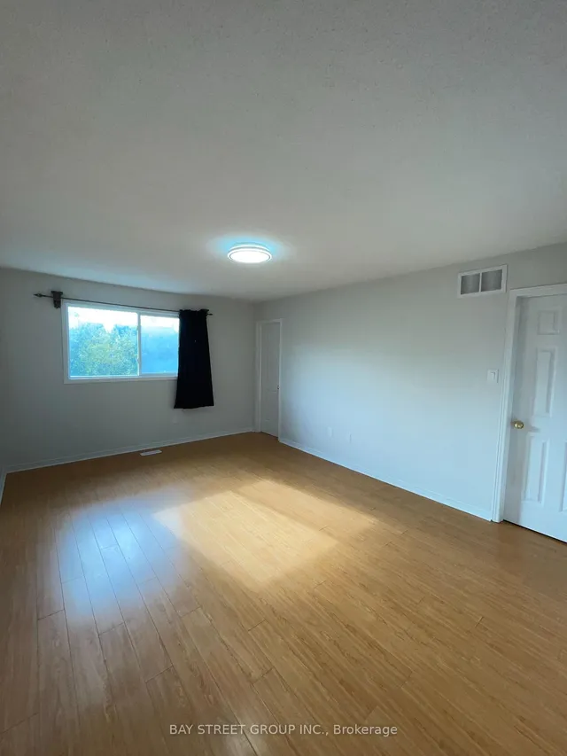 Additional image 12 of 4404 Vallence Dr