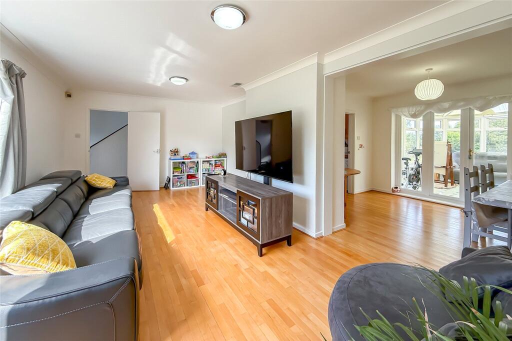 Additional image 5 of Tuffnells Way, Harpenden, Hertfordshire, AL5