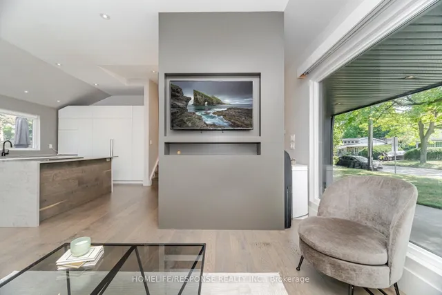 Additional image 5 of 5011 Spruce Ave