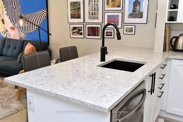 Additional image 13 of 2035 Appleby Line Unit 103