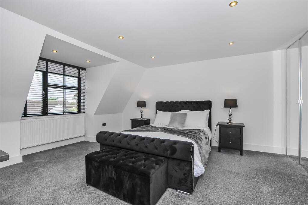 Additional image 8 of Burston Drive, Park Street, St. Albans