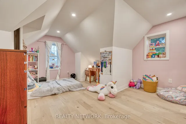 Additional image 25 of 68 Mountain Park Ave