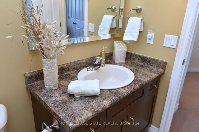 Additional image 39 of 12 Degrow Cres