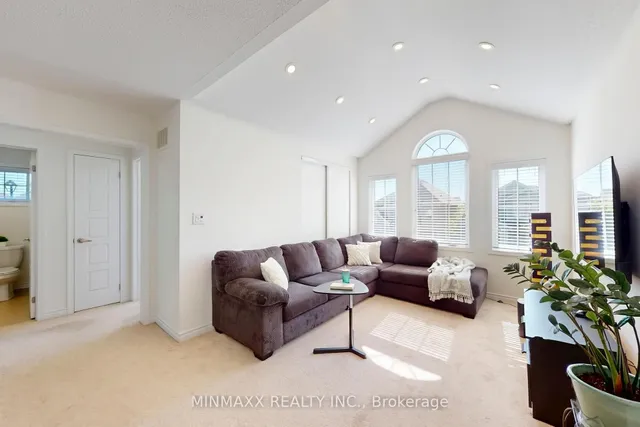 Additional image 22 of 257 Hinton Terr