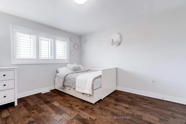 Additional image 24 of 23 Colorado Blvd