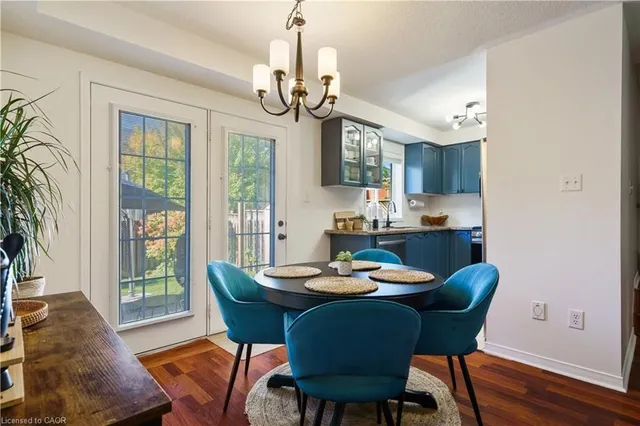 Additional image 14 of 14 Fox Run