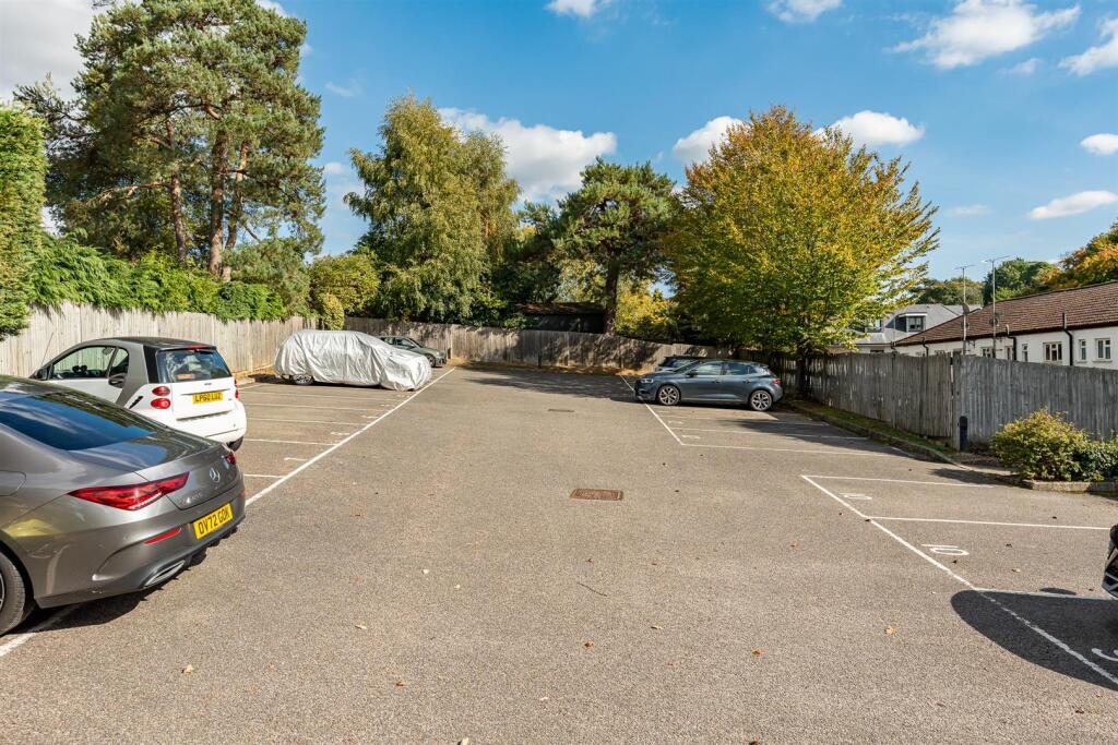 Additional image 19 of Canonsfield Road, Welwyn