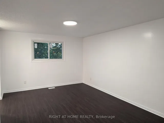 Additional image 22 of 73 Skyview Dr