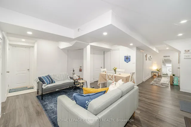 Additional image 33 of 335 Bessborough Dr
