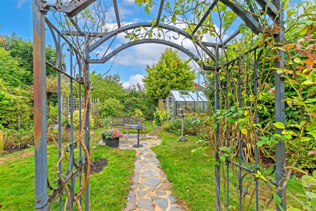 Additional image 21 of Mount Pleasant Lane, Bricket Wood, St. Albans