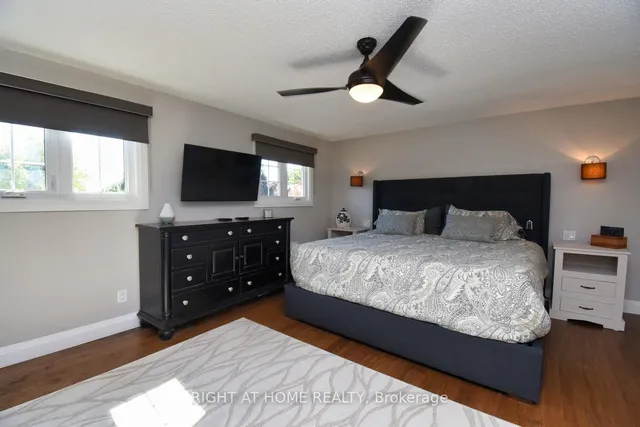 Additional image 20 of 3224 Twin Oaks Cres