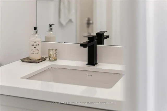 Additional image 21 of 2007 James St Unit 1405