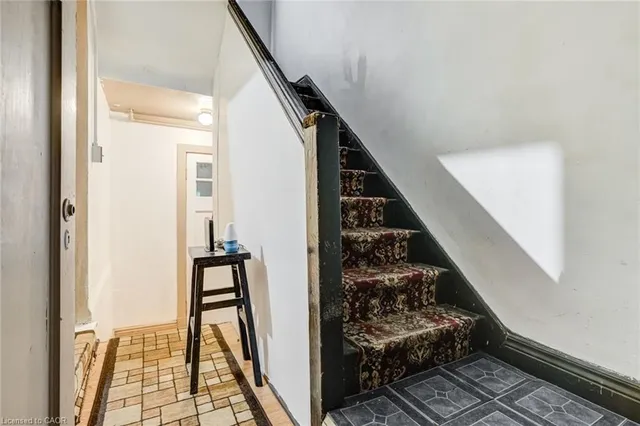 Additional image 22 of 99 Blake St