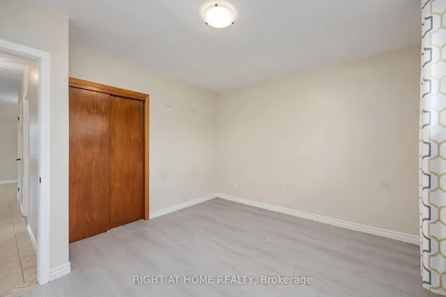 Additional image 31 of 60 Champlain Ave