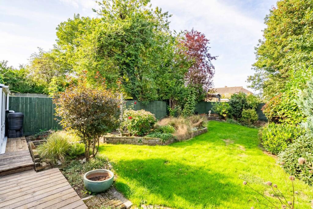 Additional image 3 of Conquerors Hill, Wheathampstead, St. Albans, Hertfordshire, AL4