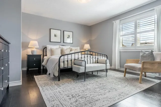 Additional image 16 of 444 Carbert Cres