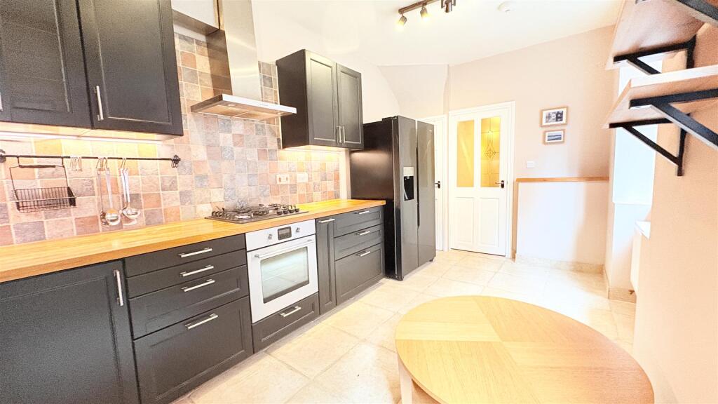 Additional image 8 of Hill Crest Road, Moseley