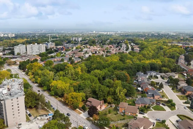 Additional image 49 of 425 Greenhill Ave