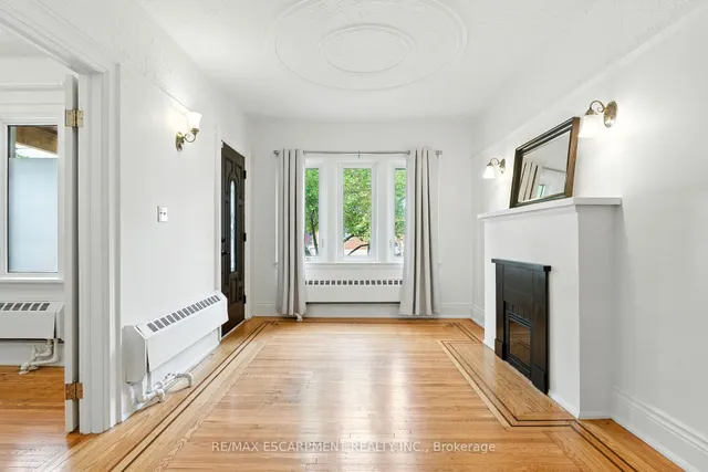 Additional image 10 of 57 Highcliffe Ave