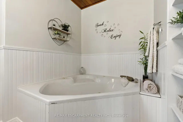 Additional image 23 of 908 Highway 8