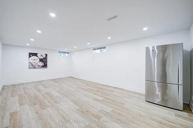 Additional image 20 of 19 Sheldon St