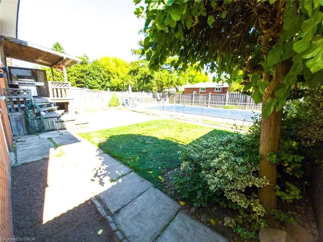 Additional image 38 of 164 Laurier Ave