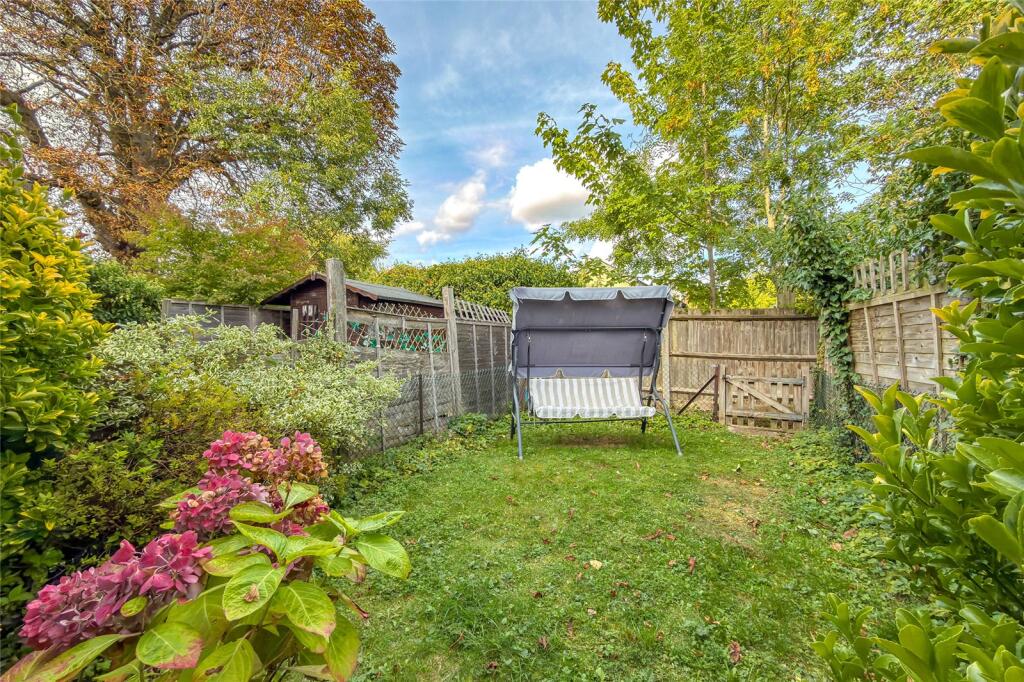 Additional image 8 of Betjeman Close, Harpenden, Hertfordshire, AL5