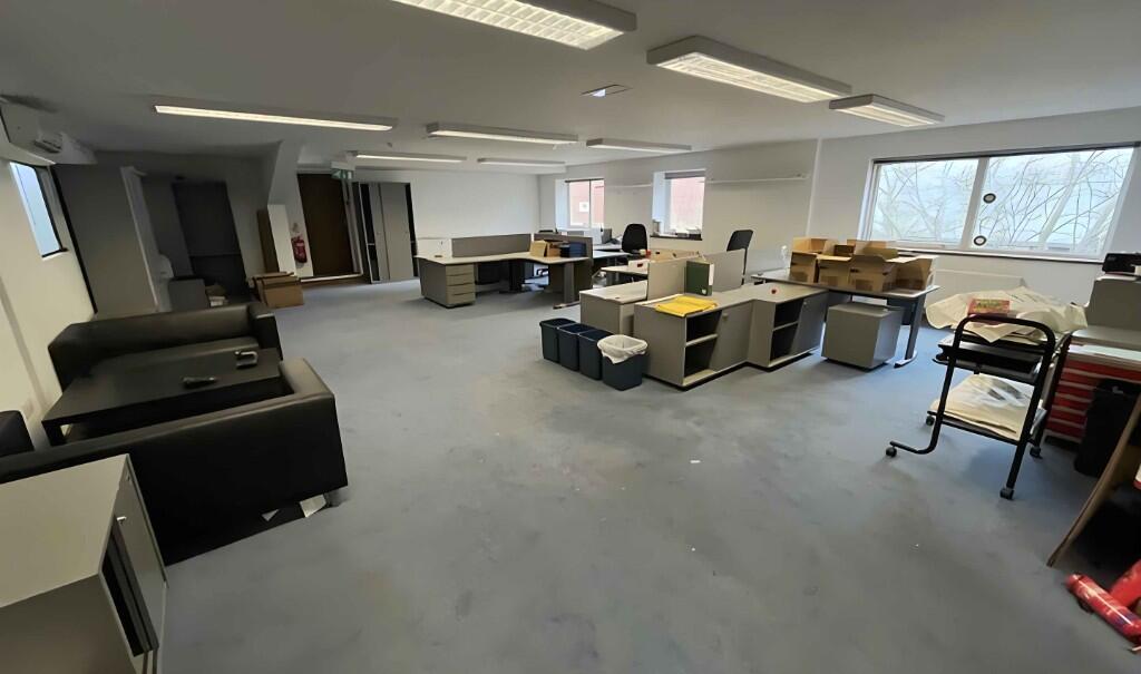 Additional image 4 of 3 London Road, Markyate AL3 8JL