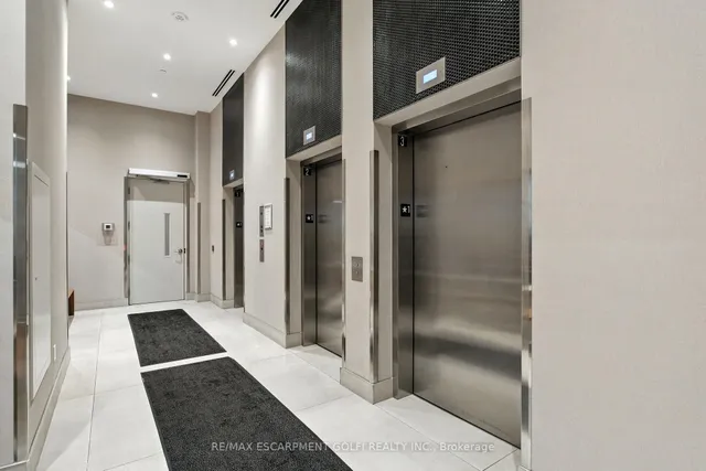 Additional image 5 of 212 King William St Unit 1209