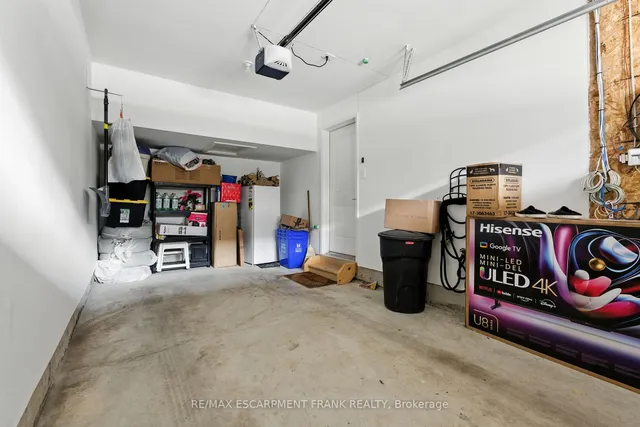 Additional image 46 of 9 Laguna Village Cres