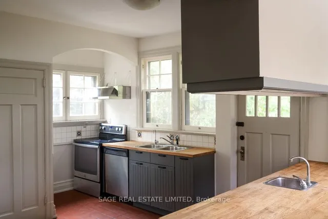 Additional image 15 of 36 Mountwood Ave