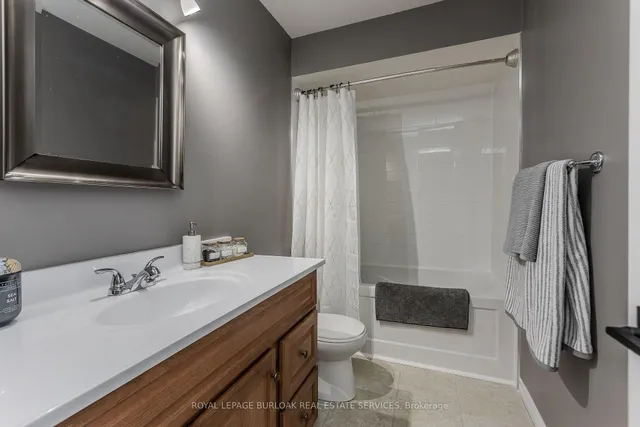 Additional image 25 of 1415 Hazelton Blvd Unit 23