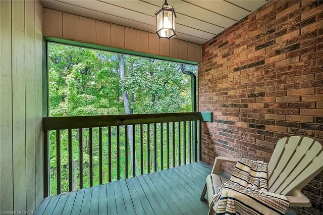 Additional image 33 of 1560 Kerns Rd Unit 7