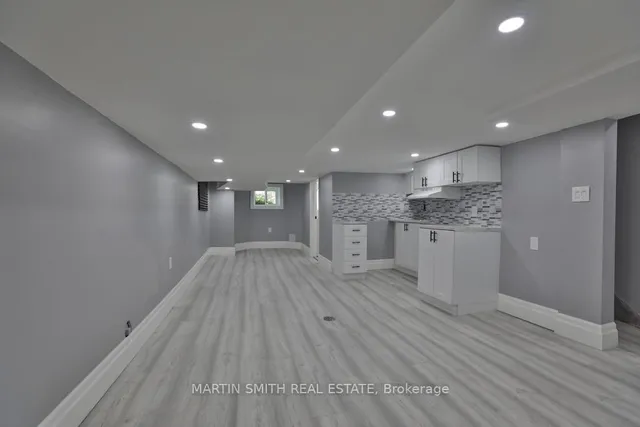 Additional image 30 of 48 Pearl St