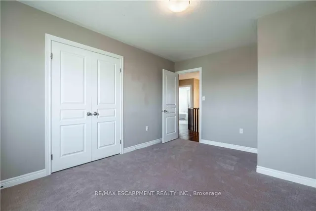 Additional image 30 of 51 Showcase Dr