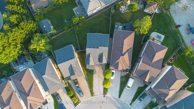 Additional image 30 of 36 Connell Cres